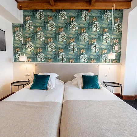 Otel Ithurria - Teritoria 4*